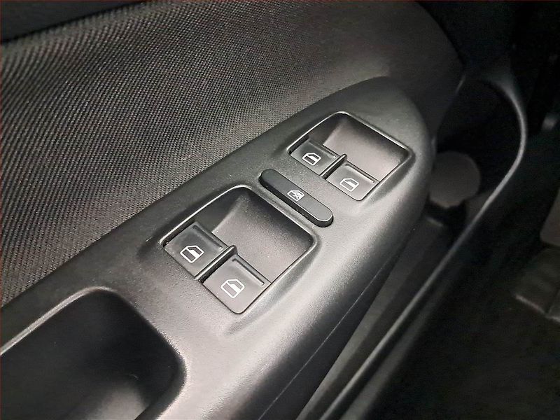Škoda Octavia (2010) 1.4 TSI, Automat, Serv.kniha - fotka 15 z 15