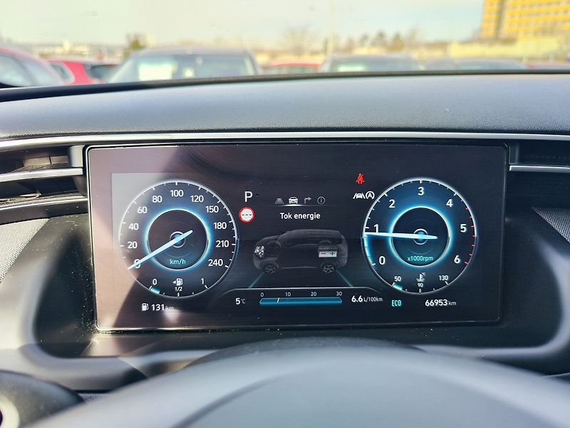 Hyundai Tucson 1.6CRDI/100kW SmartNav DCT 4X4 - fotka 15 z 32