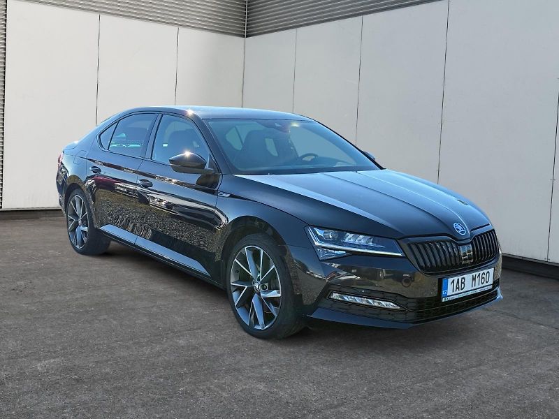 Škoda Superb (2024) SPORTLINE 2.0TSI 206kW DSG 4x4 - fotka 3 z 11