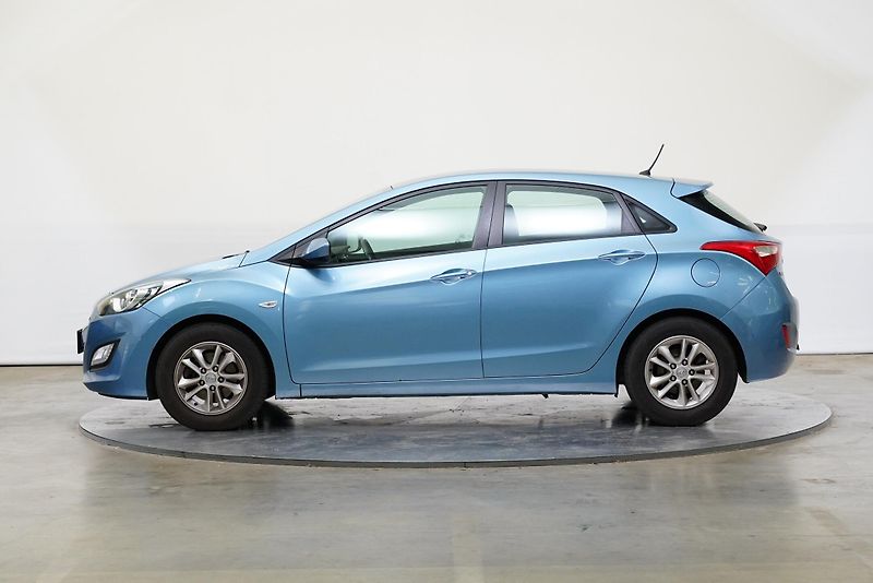 Hyundai i30 - fotka 3 z 21