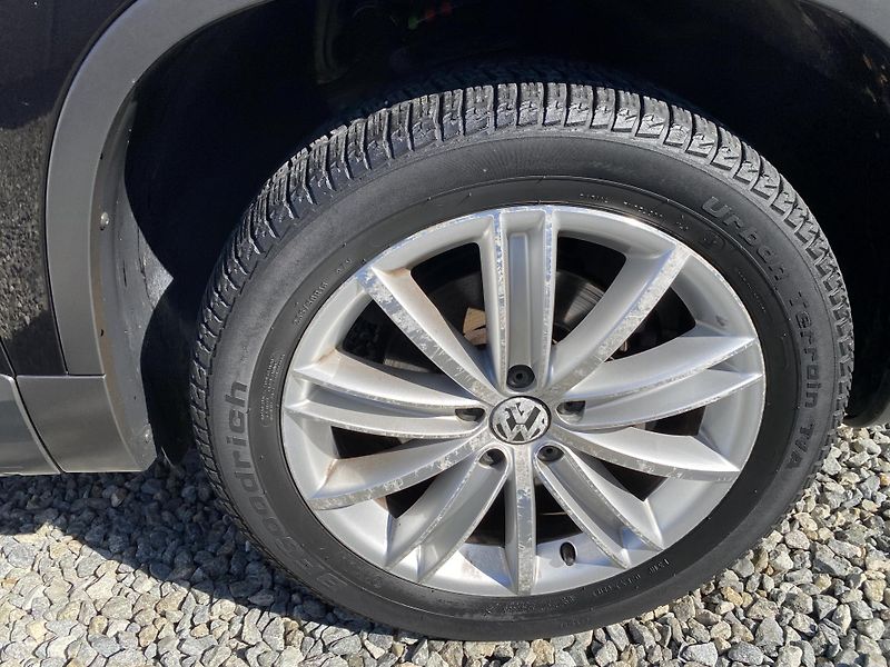 Volkswagen Tiguan 2.0TDi 4x4 135PS GOAL PĚKNÝ!!! - fotka 64 z 166
