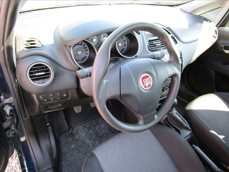 Fiat Punto 1.4 i, CNG, klima - fotka 10 z 36