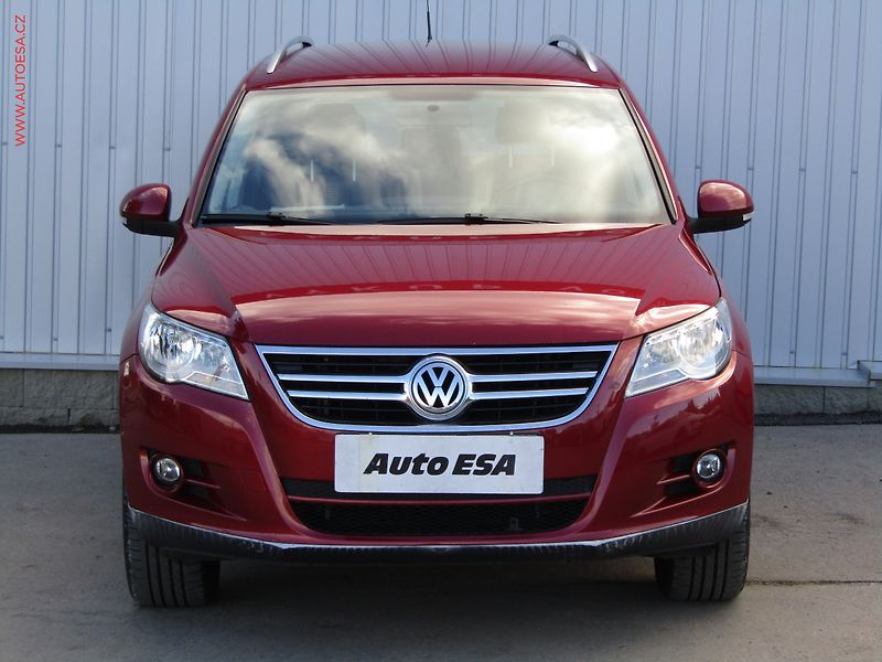 Volkswagen Tiguan (2010) 2.0 TDi 4x4, 2.maj,ČR - fotka 2 z 18