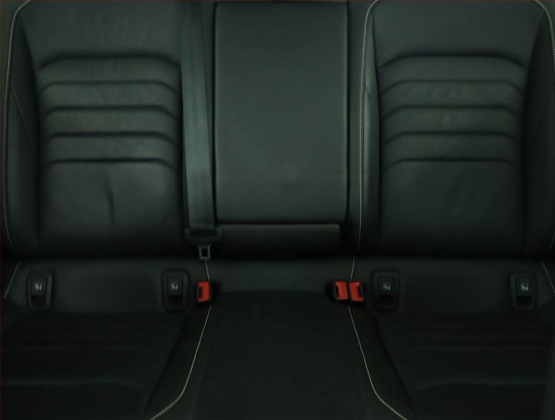 Volkswagen Arteon (2023) 2.0 TDI - fotka 10 z 18