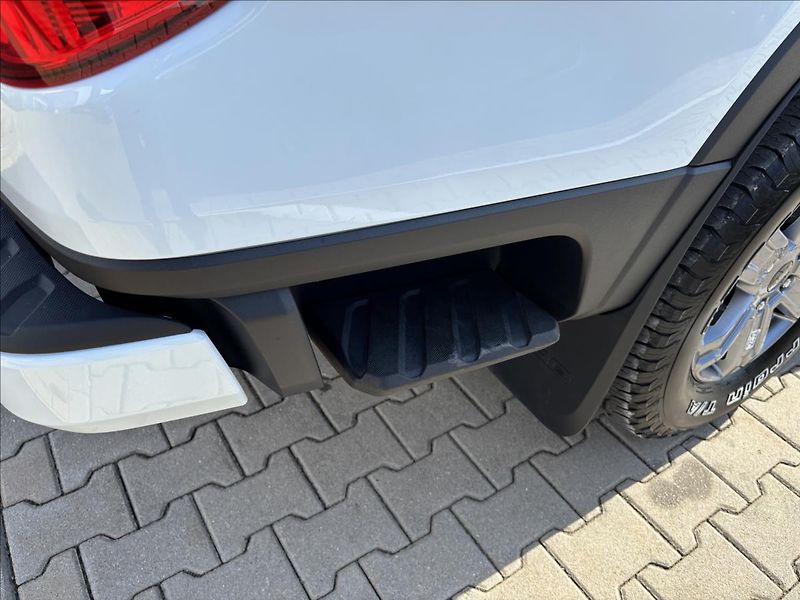 Ford Ranger 2,0 EcoBlue 125kW XLT - fotka 16 z 37