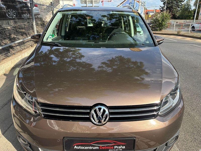 Volkswagen Touran 1.4TSI-103KW.DSG.7MÍST.ZÁRUKA - fotka 10 z 51