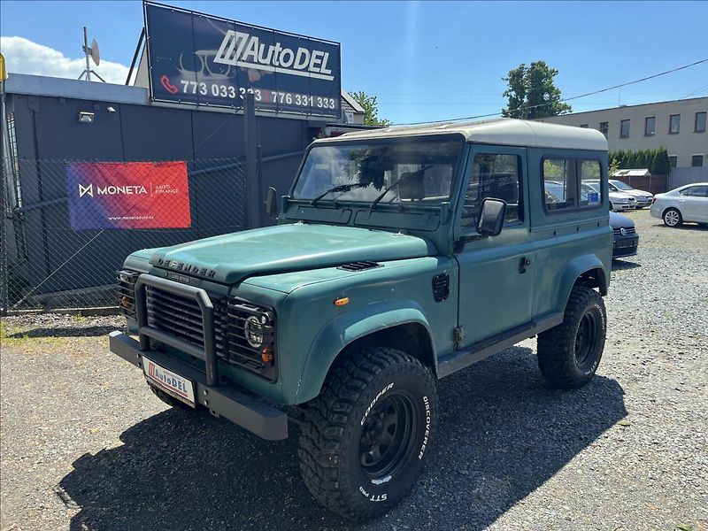 Land Rover Defender 2,5 d 83kW  LR 90 7 míst - fotka 2 z 29