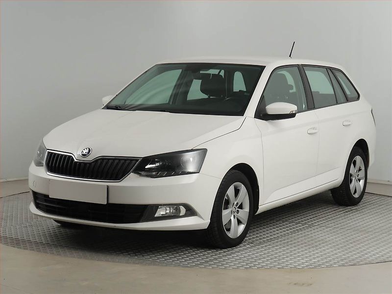 Škoda Fabia (2017) Style 1.2 TSI, Automat - fotka 2 z 19