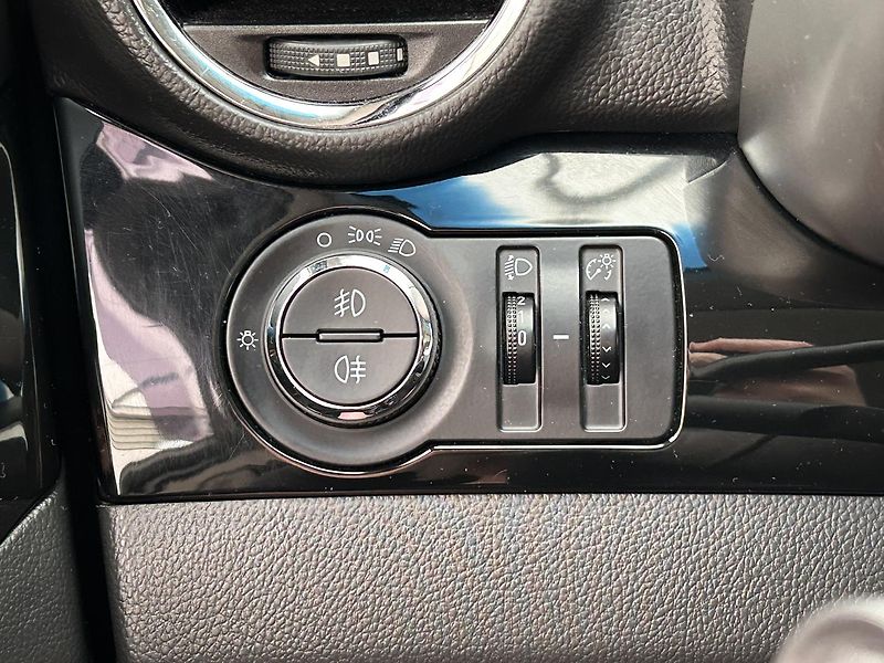 Chevrolet Orlando 1.8 i LT+ - fotka 13 z 28