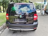 Škoda Yeti (2012)   1.4 TSI Ambition PĚKNÝ - náhled 6