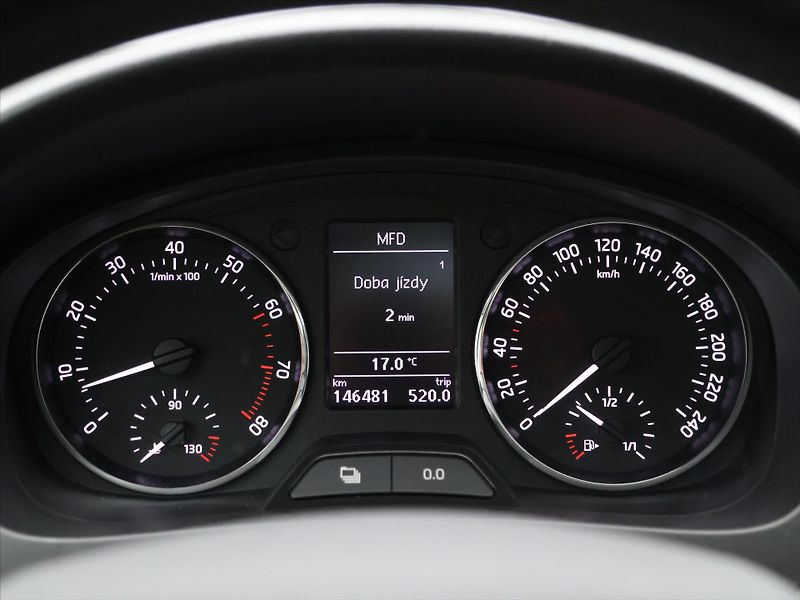 Škoda Rapid 1.2 TSI 63kW MonteCarlo Xenon - fotka 15 z 26