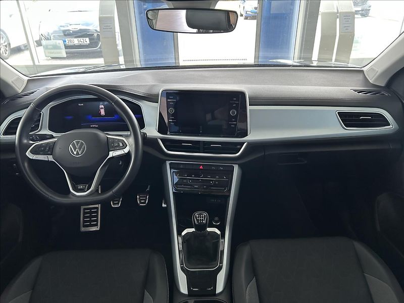 Volkswagen T-Roc 1,0   TSI,GOAL,SERVISKA,1.MAJ - fotka 8 z 31