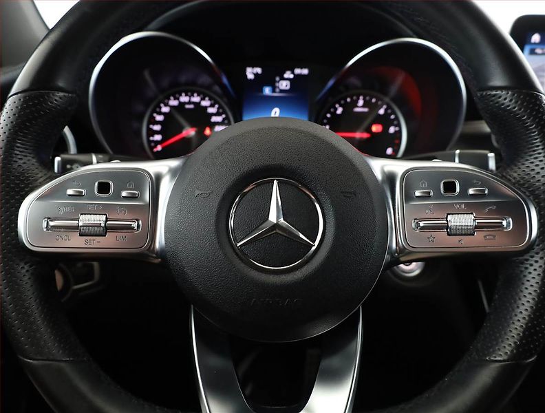 Mercedes-Benz GLC (2023) 220 d 4MATIC - fotka 8 z 18