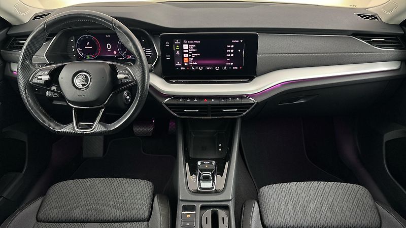 Škoda Octavia 2.0 TDI DSG 4x4 Style Combi - fotka 8 z 31