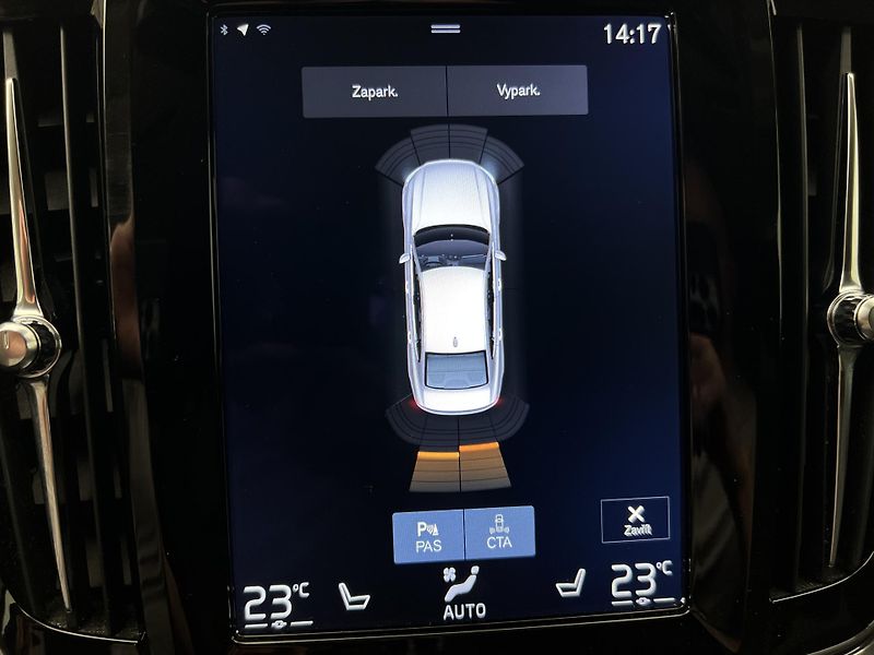 Volvo S90 D4 AWD MOMENTUM AUT - fotka 41 z 44