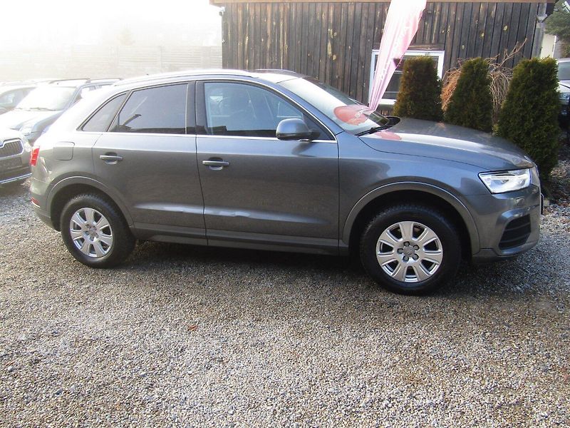 Audi Q3 (2016) 1.4 TFSI 110kW - fotka 8 z 44