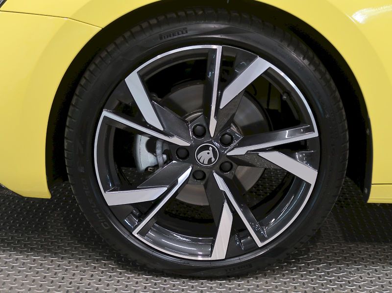 Škoda Octavia (2025) SPORTLINE 2.0TSI 150KW 4x4 DSG - fotka 12 z 44