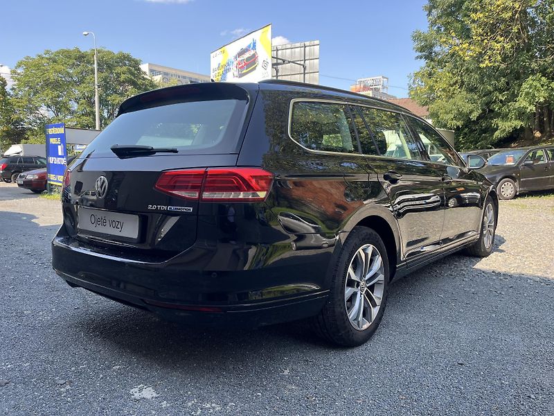Volkswagen Passat (2017) 2,0TDi 110Kw COMF.PANO.AKCE! - fotka 5 z 20