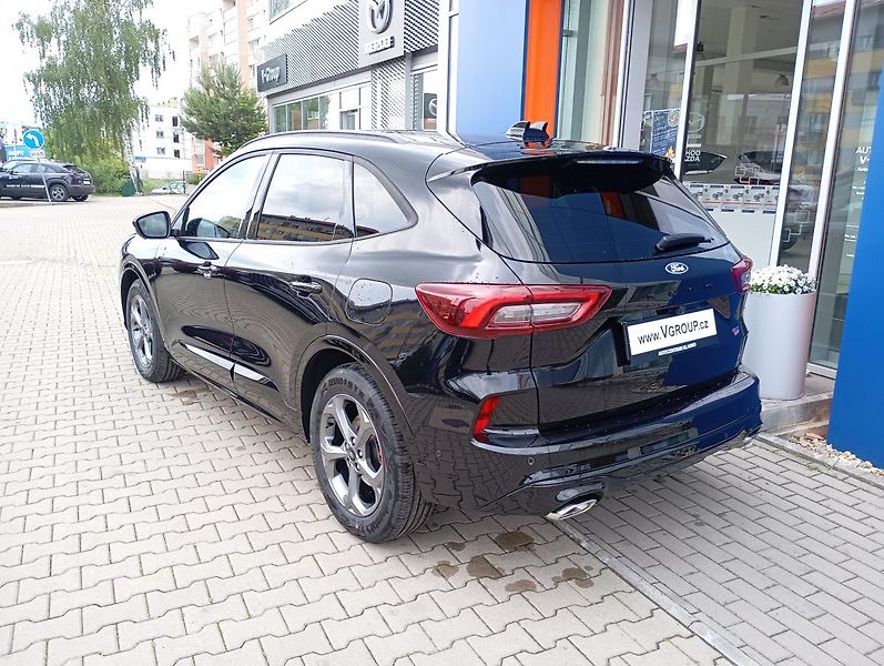 Ford Kuga (2024) ST-Line X 1.5 110kW, Winter - fotka 9 z 30