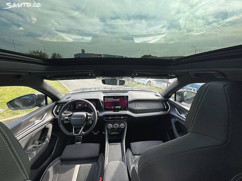 Škoda Kodiaq (2025) SPORTLINE, 4x4, MAX + SERVIS - fotka 10 z 16