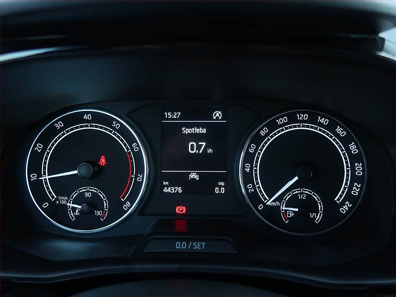 Škoda Fabia (2023) Ambition 1.0 TSI, ČR,1.maj - fotka 11 z 18