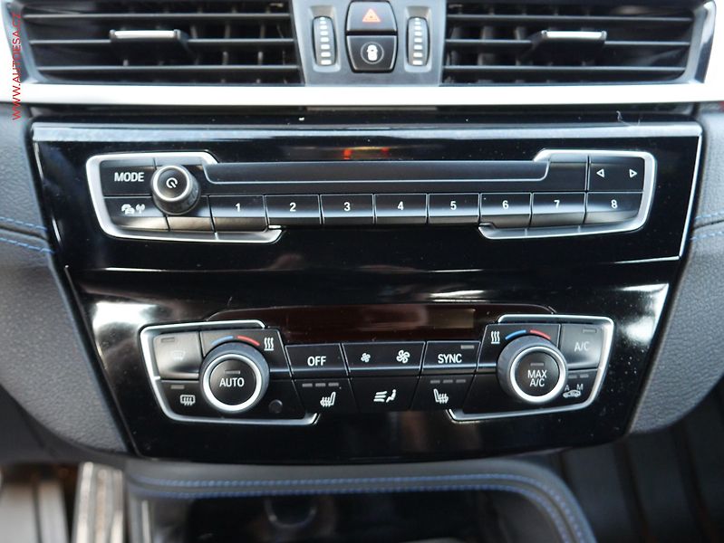 BMW X2 (2021) 2.0 D xDrive, AT, park. - fotka 14 z 21
