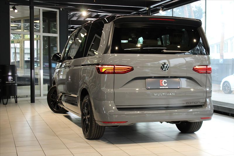 Volkswagen Multivan TDi DSG Edition ACC/NezTop/Har - fotka 30 z 32