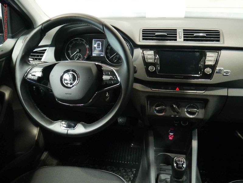 Škoda Fabia (2021) 1.0 TSi, 1.maj,ČR, AC, park - fotka 11 z 17