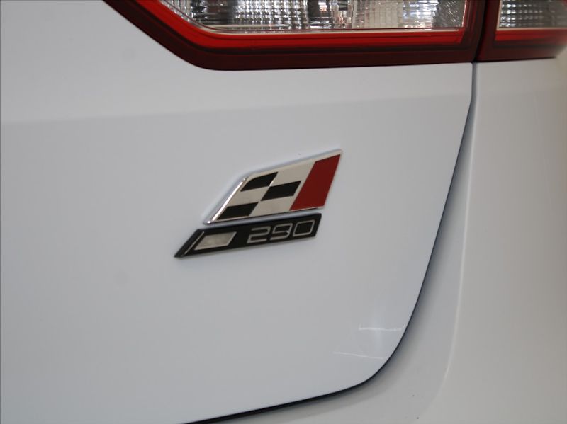 Seat Leon 2,0 Cupra 290 DSG ST Pano.DCC - fotka 29 z 30