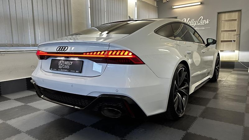 Audi RS 7 V8 4.0 / STAV NOVÉHO VOZU - fotka 6 z 54