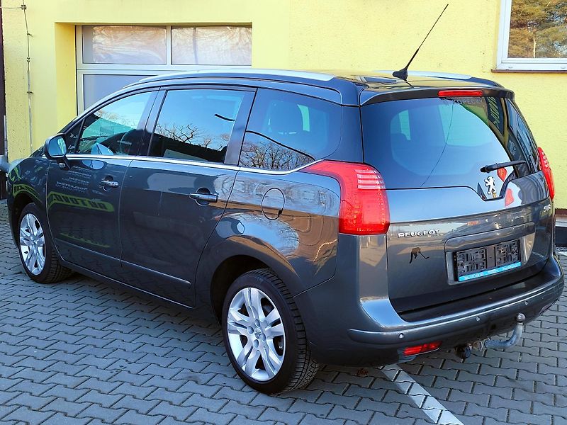 Peugeot 5008 1,6THP SW *DIGIKLIMA* - fotka 9 z 48