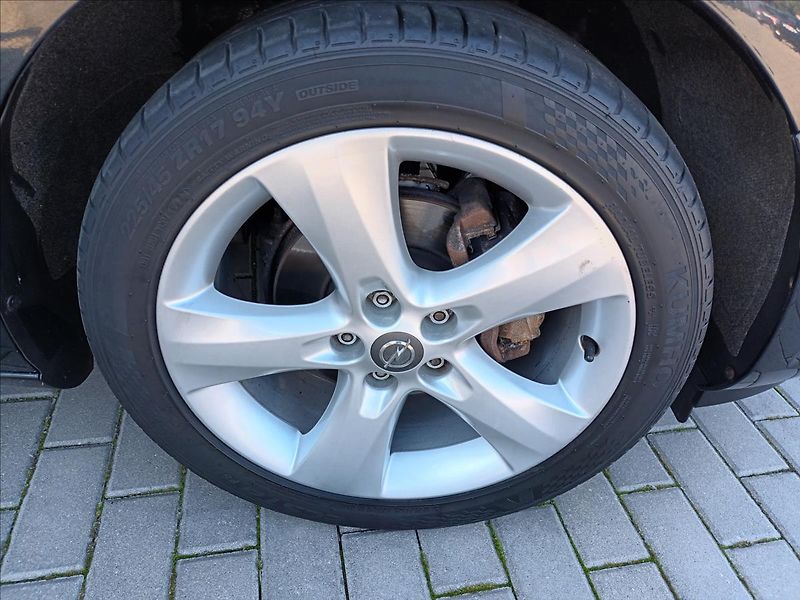 Opel Astra 1,6 i,85KW,KLIMA,PARKING - fotka 26 z 42