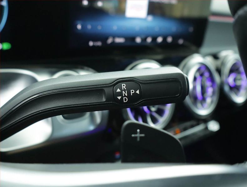 Mercedes-Benz EQB (2023) 250, SoH 97% - fotka 13 z 22