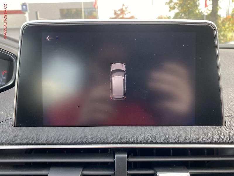 Peugeot 3008 (2018) 1.5 HDi, Active, AT, navi - fotka 16 z 20