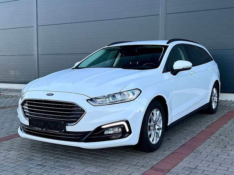 Ford Mondeo (2021) 2.0 TDCi-TAŽNÉ-VYHŘEV.S - fotka 1 z 48