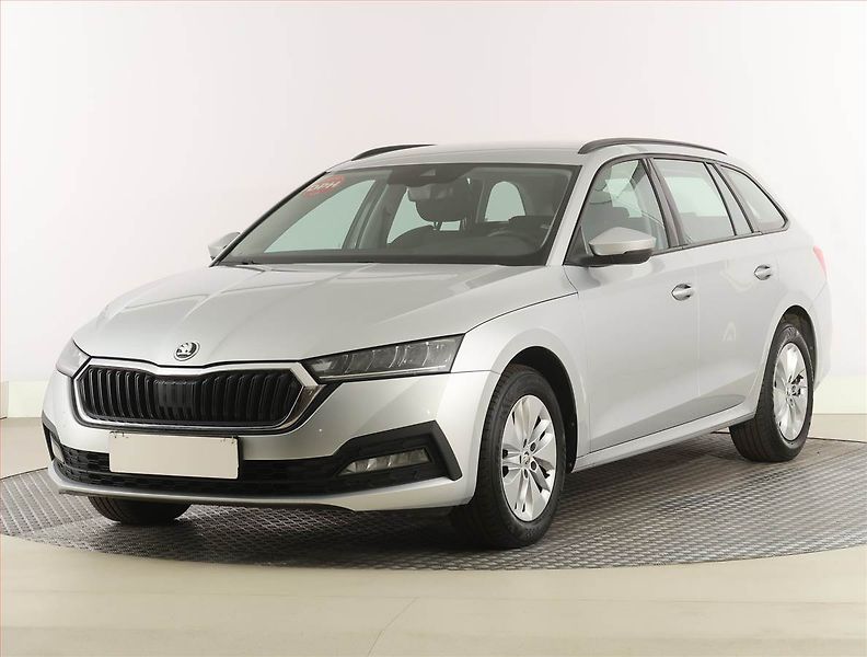 Škoda Octavia (2023) Ambition 2.0 TDI, ČR,1.maj - fotka 2 z 24