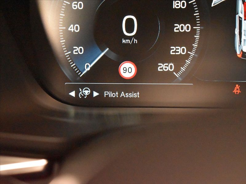 Volvo XC60 2,0 T5 INS BLIS,Tažné - fotka 18 z 25