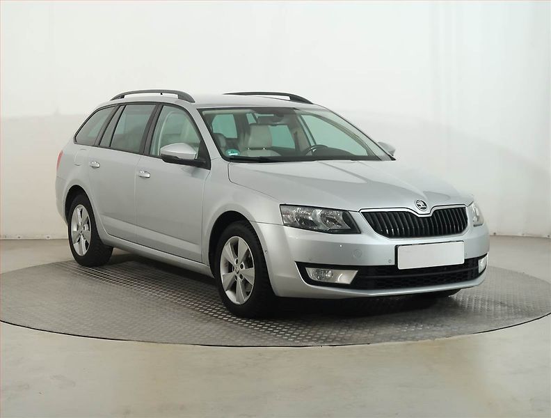 Škoda Octavia (2015) 2.0 TDI, Automat, Serv.kniha - fotografie inzerátu