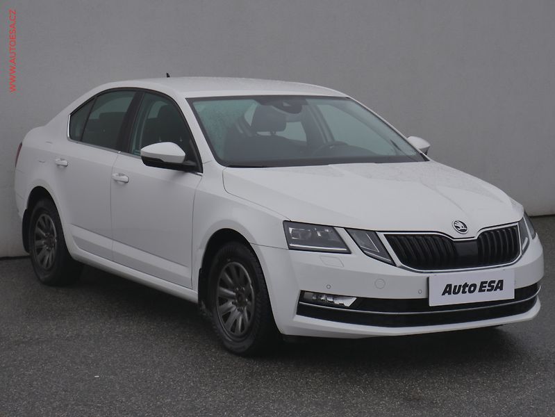Škoda Octavia (2019) 1.6 TDi, ČR, DSG, LED, autoAC - fotografie inzerátu