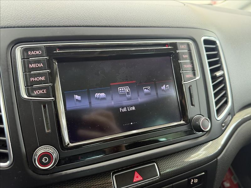 Seat Alhambra 1,4 TSI, 7-míst,Navi,Panorama - fotka 21 z 33