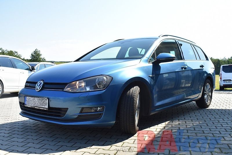 Volkswagen Golf (2015) Comfortline 1,6 TDI - fotka 2 z 41