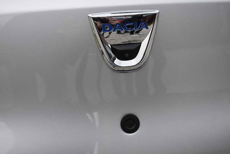 Do Česka již dorazily první Dacie Spring. Jednu z nich jsme vyzkoušeli
