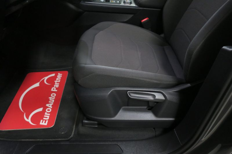 Volkswagen Touareg (2022) 3,0 TDI V6 ČR tažné 3,5t - fotka 11 z 50