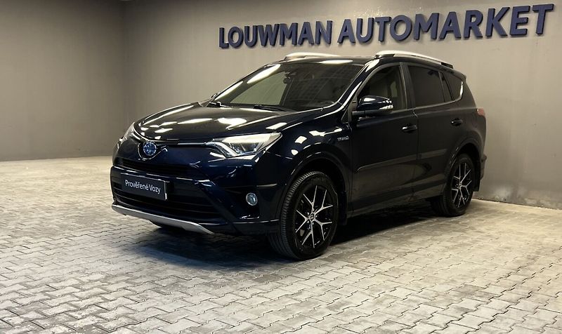 Toyota RAV4 SELECTION 4x4 e-CVT - fotka 1 z 19