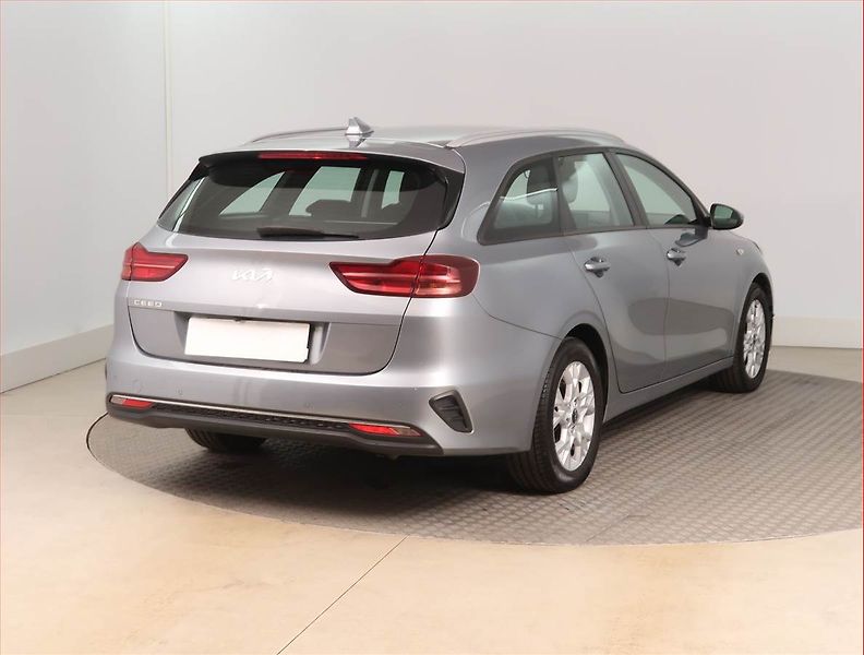 Kia Ceed (2023) Spin 1.0 T-GDI, SPIN, DPH - fotka 5 z 15