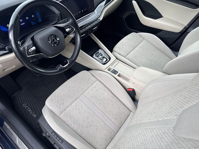 Škoda Octavia (2020) Combi 2.0 TDI DSG Style+ - fotka 7 z 37