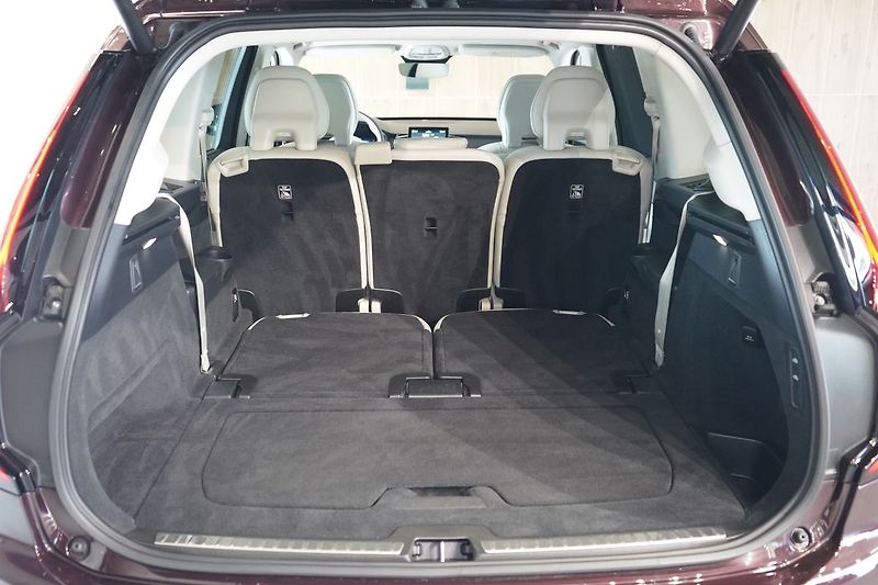 Volvo XC90 B5 PLUS Dark, Vzduch, 360° - fotka 8 z 53