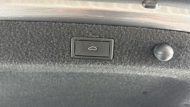 Škoda Octavia 2.0 TSI RS - fotka 20 z 27