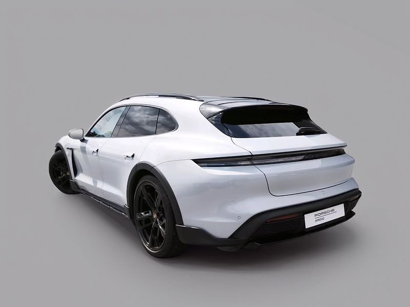 Porsche Taycan 4 Cross Turismo HuD BOSE Masáž - fotka 6 z 23