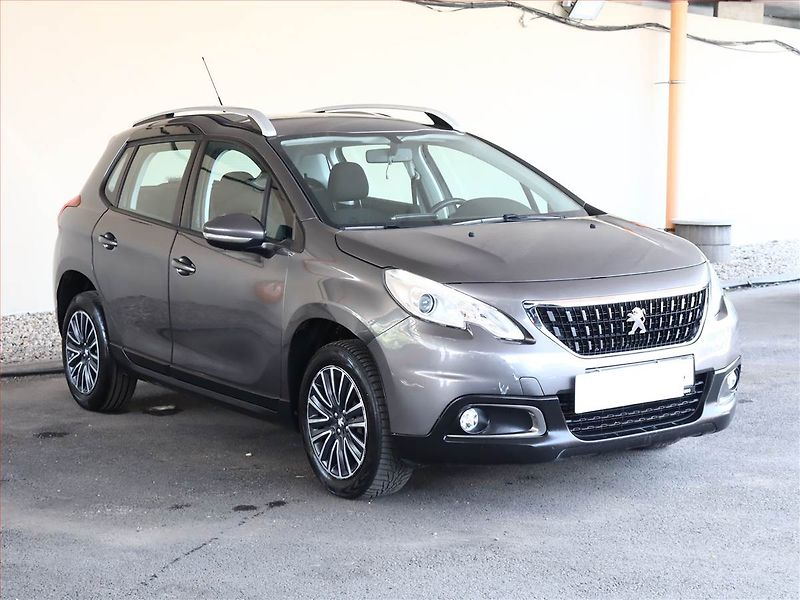 Peugeot 2008 (2017) 1.2 PureTech, Automat, Navi - fotografie inzerátu